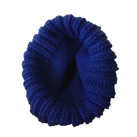 UNISEX HAND KNIT HAT! - Picture 5 of 6